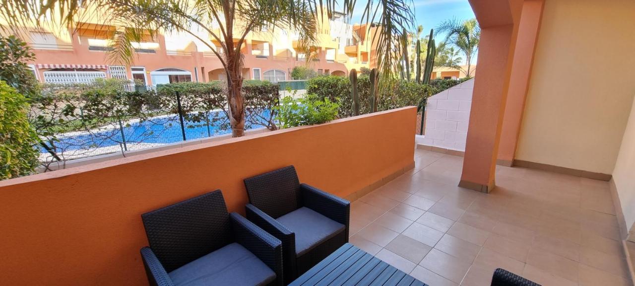 Paraiso de Vera Playa: Beachfront Apartment with Pool Views Exterior photo